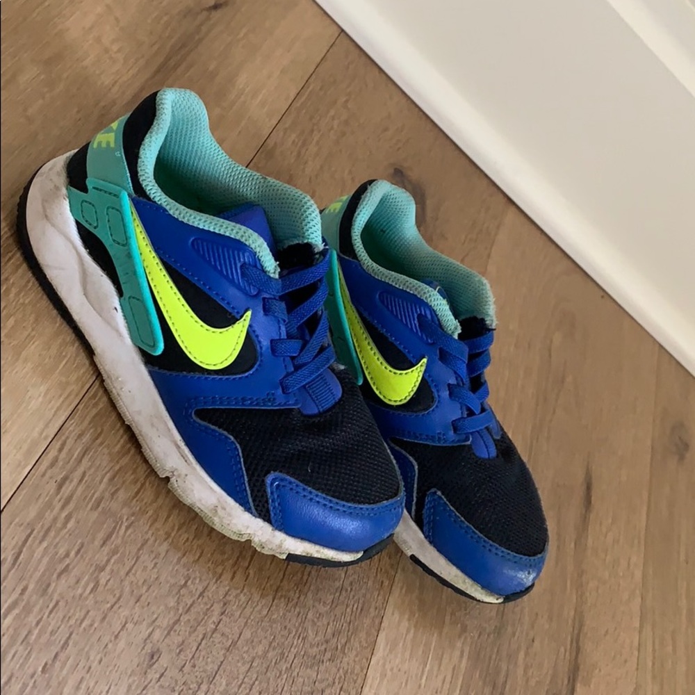 Boys Nike Sneakers